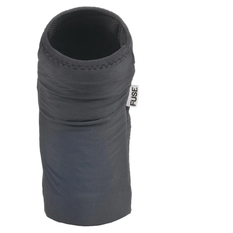 Coudières FUSE Alpha Medium Noires 5 Coudières FUSE Alpha Medium Noires – Image 3