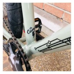 Custom Collective X SeBikes C100 Gris Béton 2022 -Vélo Soldes Magasin custom collective x bikelife c100 gris beton 2022 12