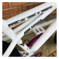 Se-bikes Custom SE BIKES Monster Quad 29+ Artic White 2022 -Vélo Soldes Magasin custom se bikes monster quad 29 artic white 2022 4