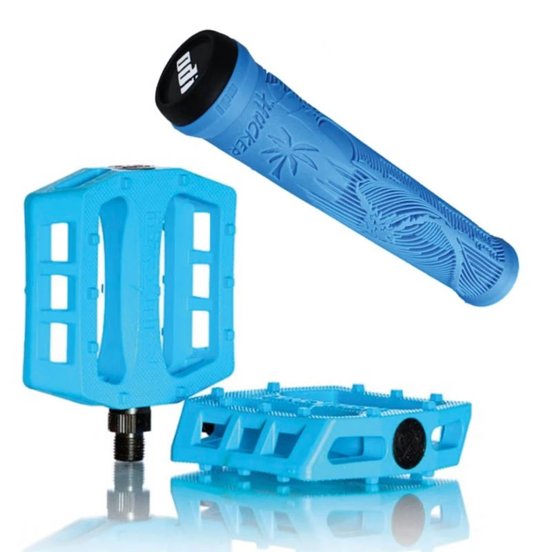 Pack DEMOLITION Pédales Trooper Glacier Bleu + Poignées ODI Hucker Bleu 3 Pack DEMOLITION Pédales Trooper Glacier Bleu + Poignées ODI Hucker Bleu