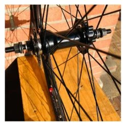 Roue Arrière Custom Bikelife X Collective 29 Pouces à Disk Noire - Wheeling Bike -Vélo Soldes Magasin roue arriere custom bikelife x collective 29 pouces a disk noire wheeling bike 3