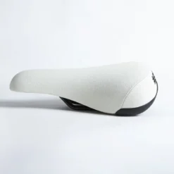 Selle BIKELIFE Grippie Blanche -Vélo Soldes Magasin selle bikelife grippie blanche 2